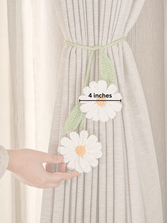 Daisy Curtain Tie