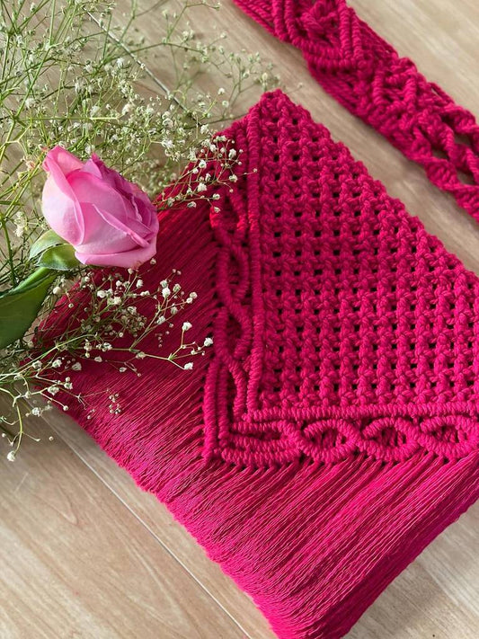 Vintage Thinkness Strapped Bag