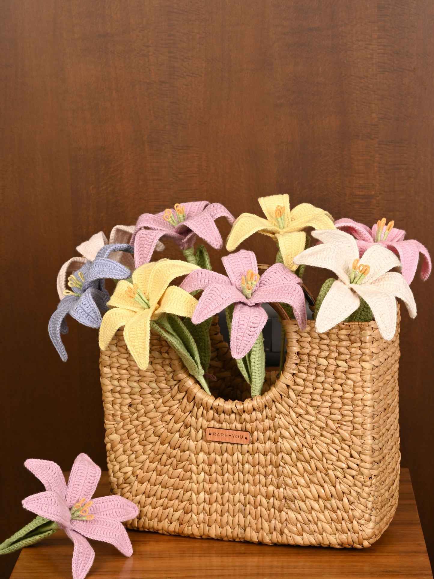 Luxury Blossoms: Exquisite Crocheted Lily Basket