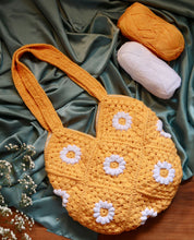 Crochet Daisy Tote Bag