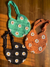 Crochet Daisy Tote Bag