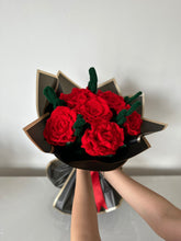 Crochet Rose Bouquet of 6